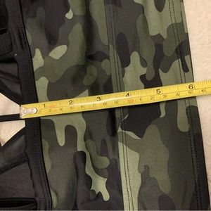 Torrid Strappy Camo Swim Bikini Top Size 2-Good Condition